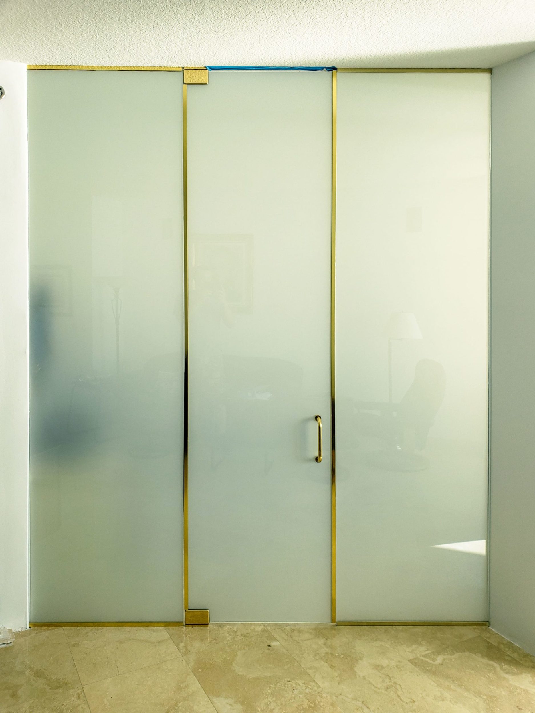 aesthetic frosted glass door